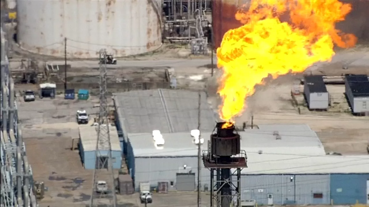 Power outage at Shell Deer Park facility causes flaring that could last days, according to company