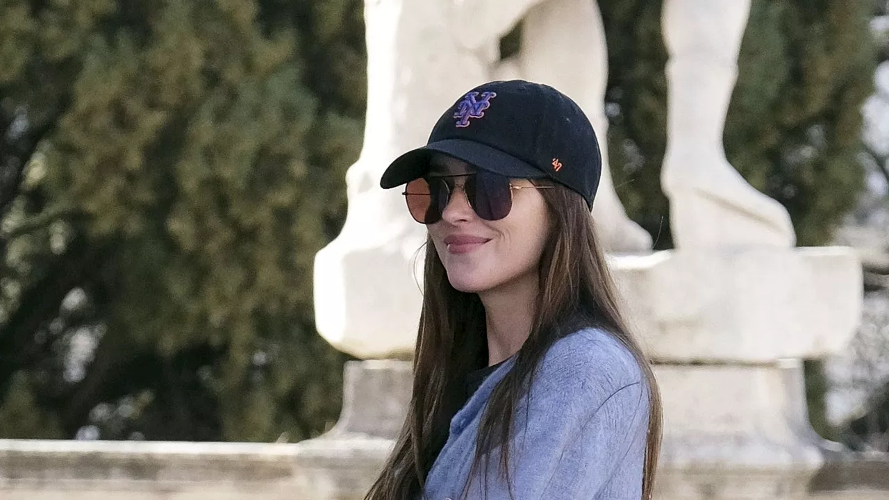 Dakota Johnson Brings A Brooklyn Vibe To Rome