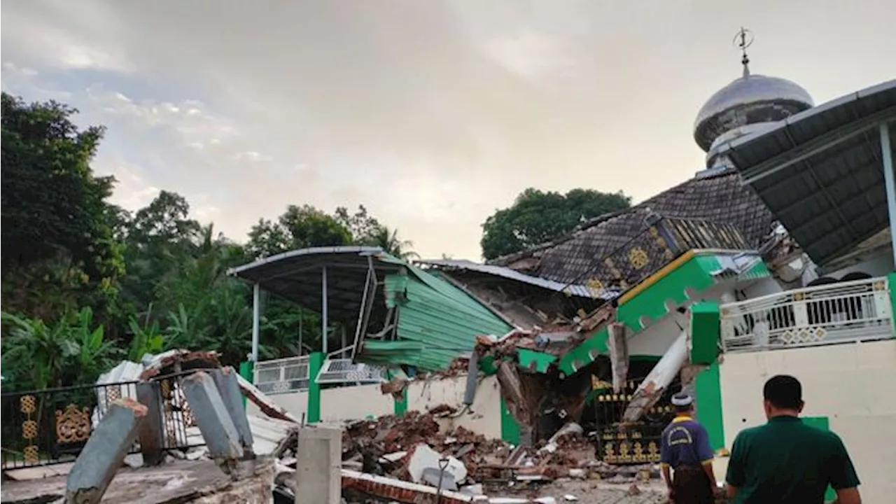 BMKG Catat 149 Gempa Tuban-Bawean Hingga Sabtu Pagi