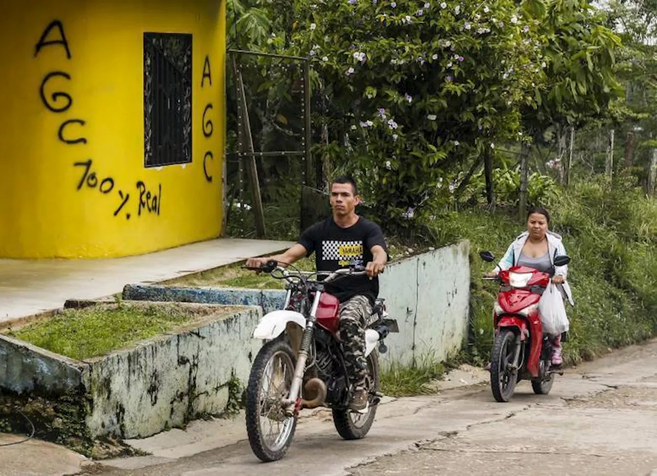 500 familias desplazadas en Chocó por enfrentamientos con el Clan del Golfo