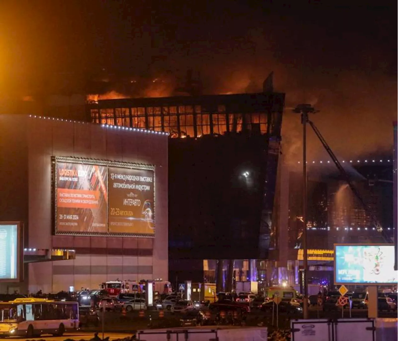 Asciende a 115 el número de muertos por atentado en Moscú