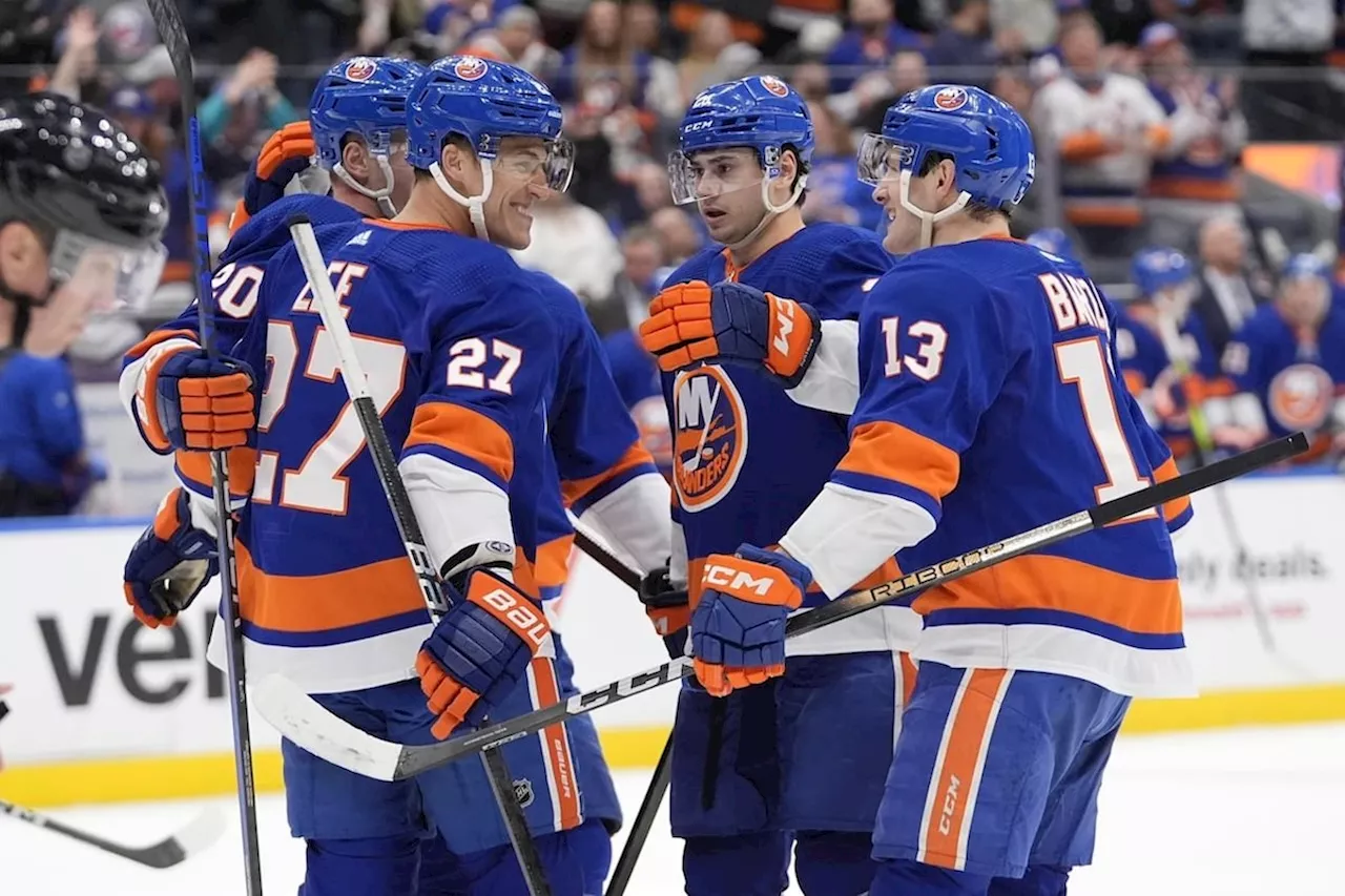 Clutterbuck, Barzal help Islanders end skid, defeat Winnipeg Jets 6-3