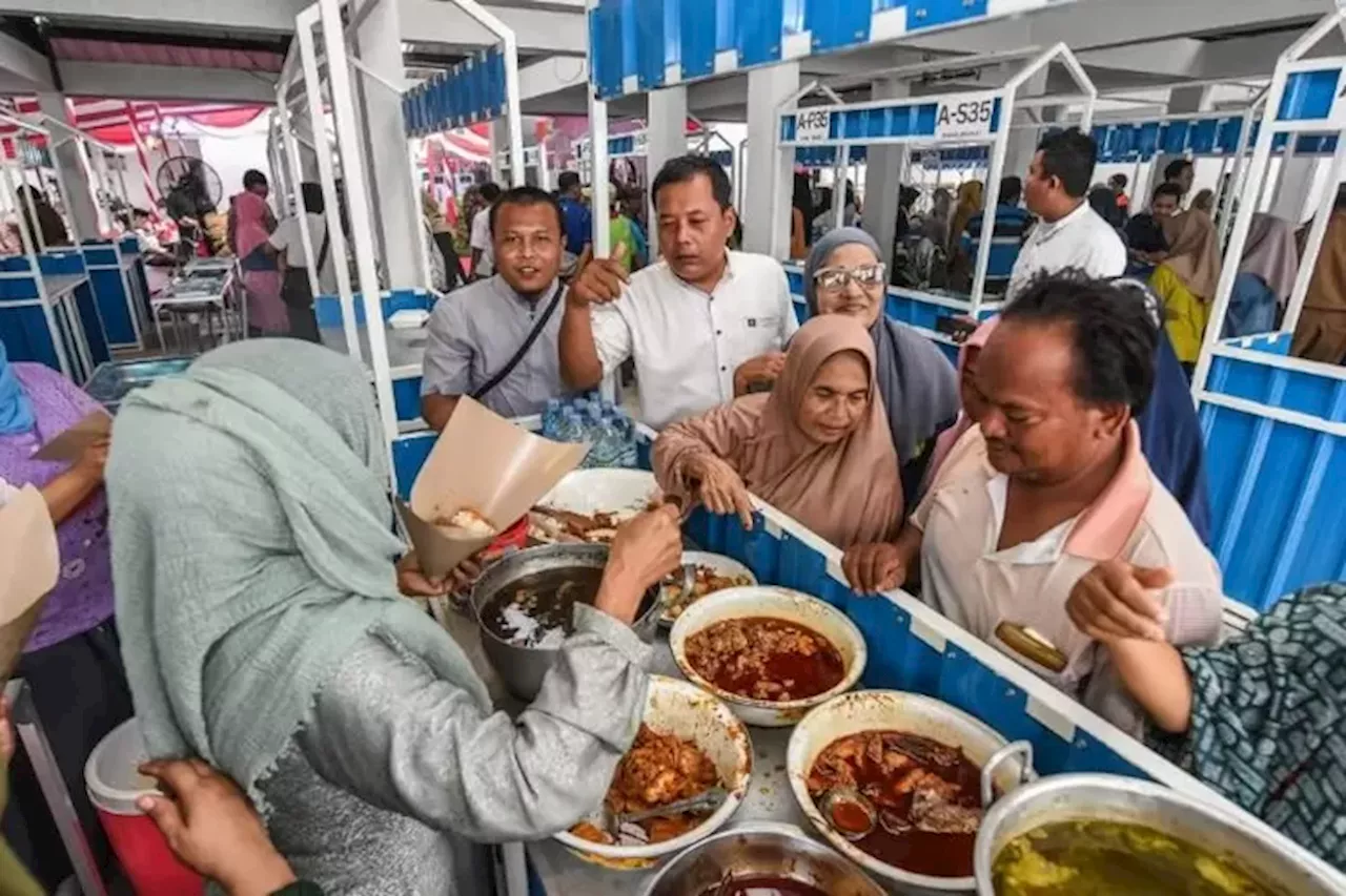 Rekomendasi Tempat Berburu Takjil di Surabaya, Buruan Beli Jangan Sampai Kehabisan!