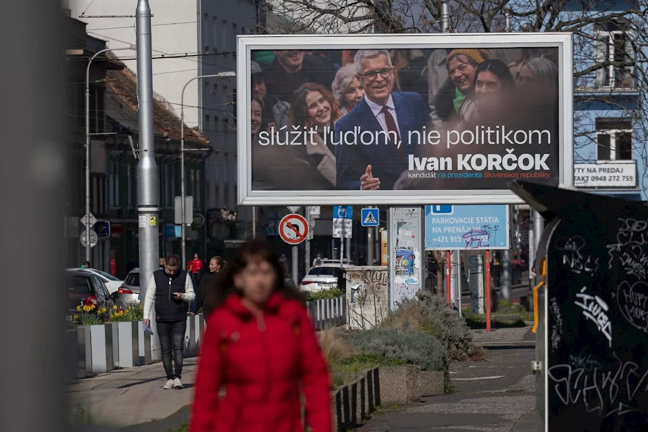 L'élection présidentielle dans une Slovaquie divisée sur l'Ukraine