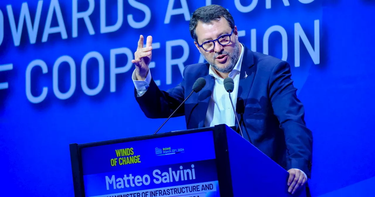 Matteo Salvini chiude l&#039;evento ID: &#034;Macron un pericolo, Giorgia un&#039;amica&#034;