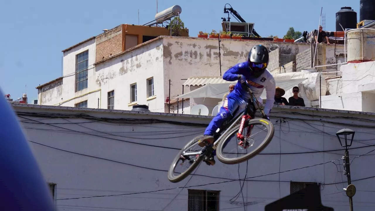 Emoción y destreza: así se vivió el Red Bull Cerro Abajo de Guanajuato Capital