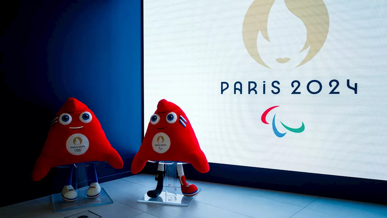 Jeux olympiques de Paris 2024: au cœur de la confection des t-shirts des volontaires