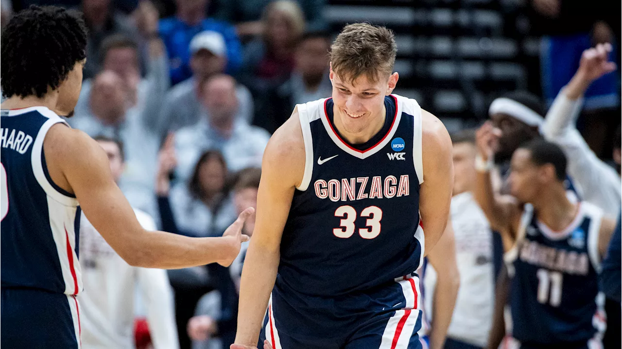 Gonzaga plays near-perfect second half to dispatch Kansas