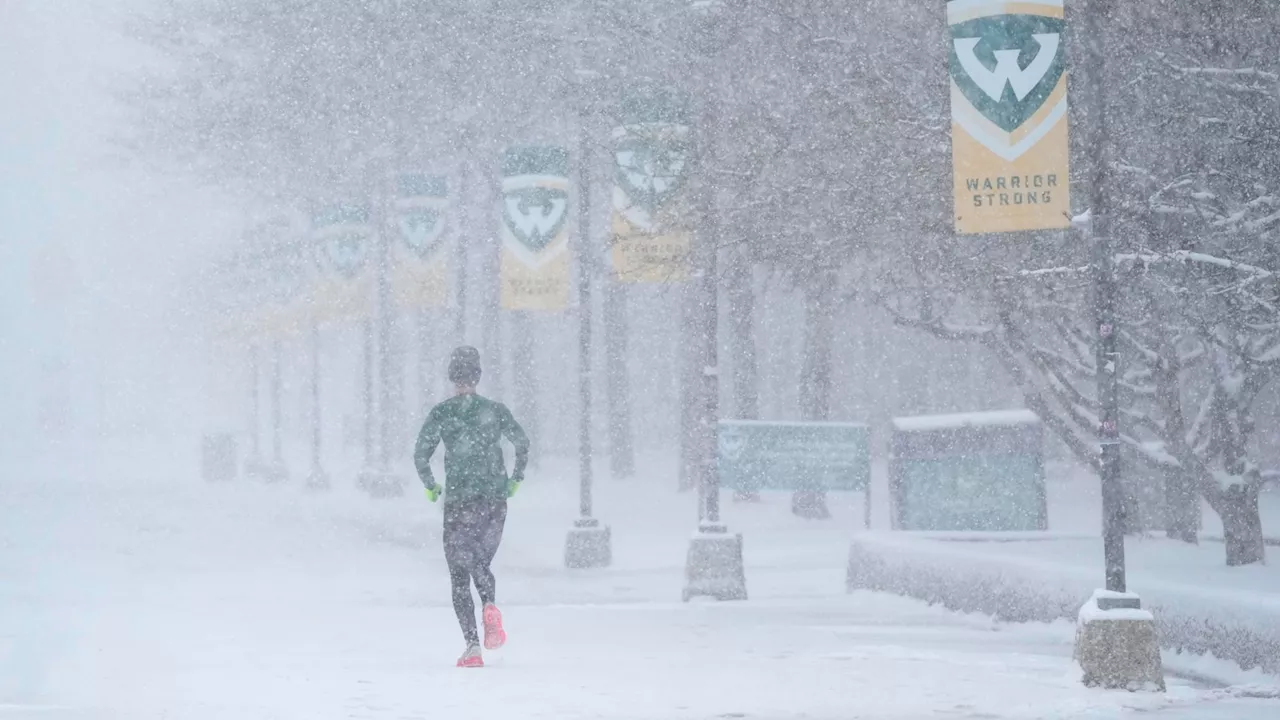 US braces for major storm, 16 states under winter weather alerts