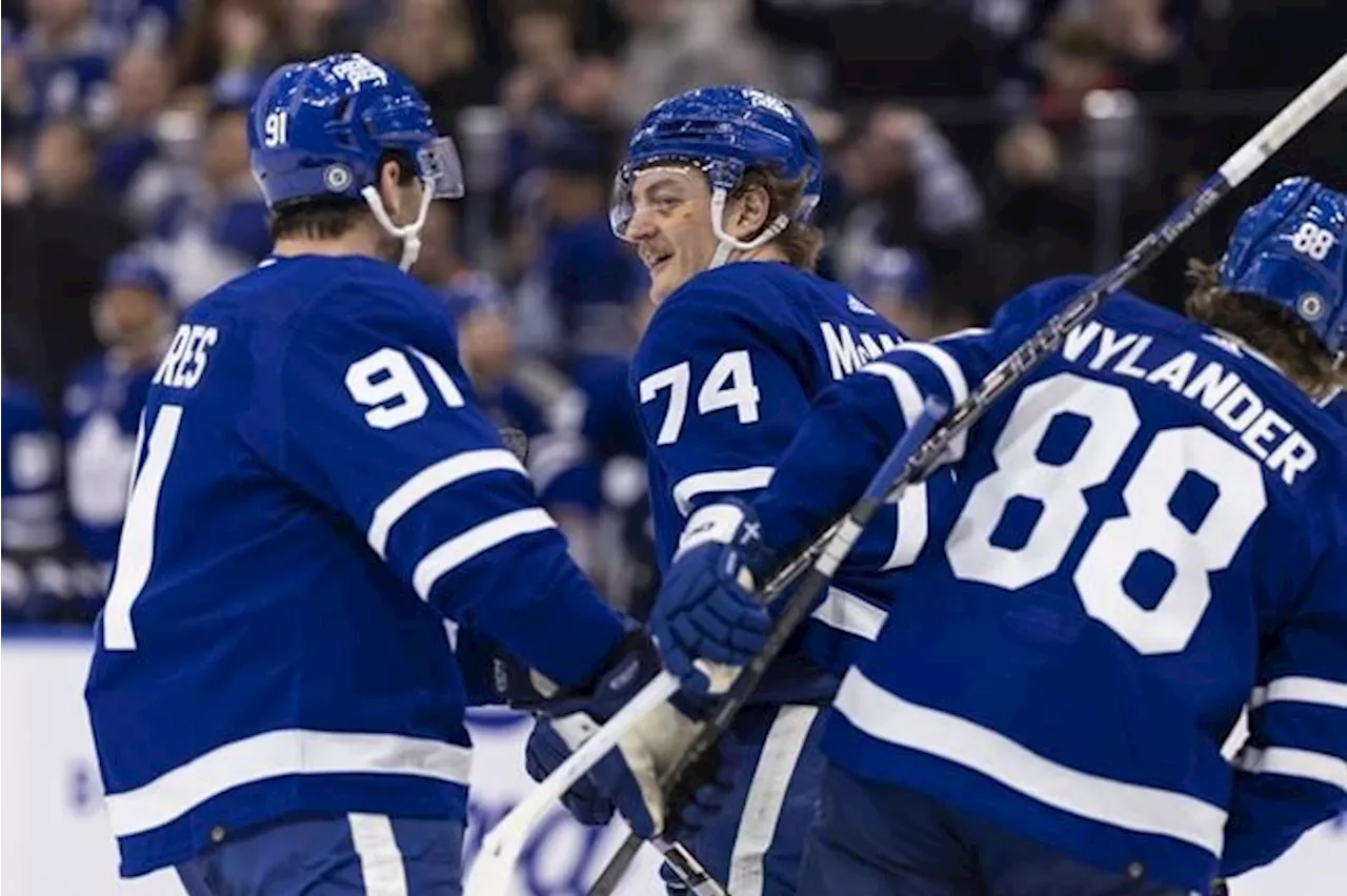 McMann, Holmberg help Leafs down Oilers; McDavid registers three more assists