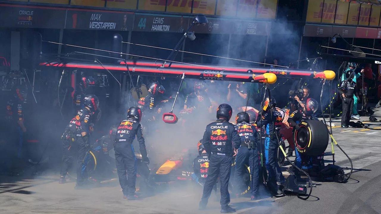  Max Verstappen (Red Bull) abandonne après une explosion de frein