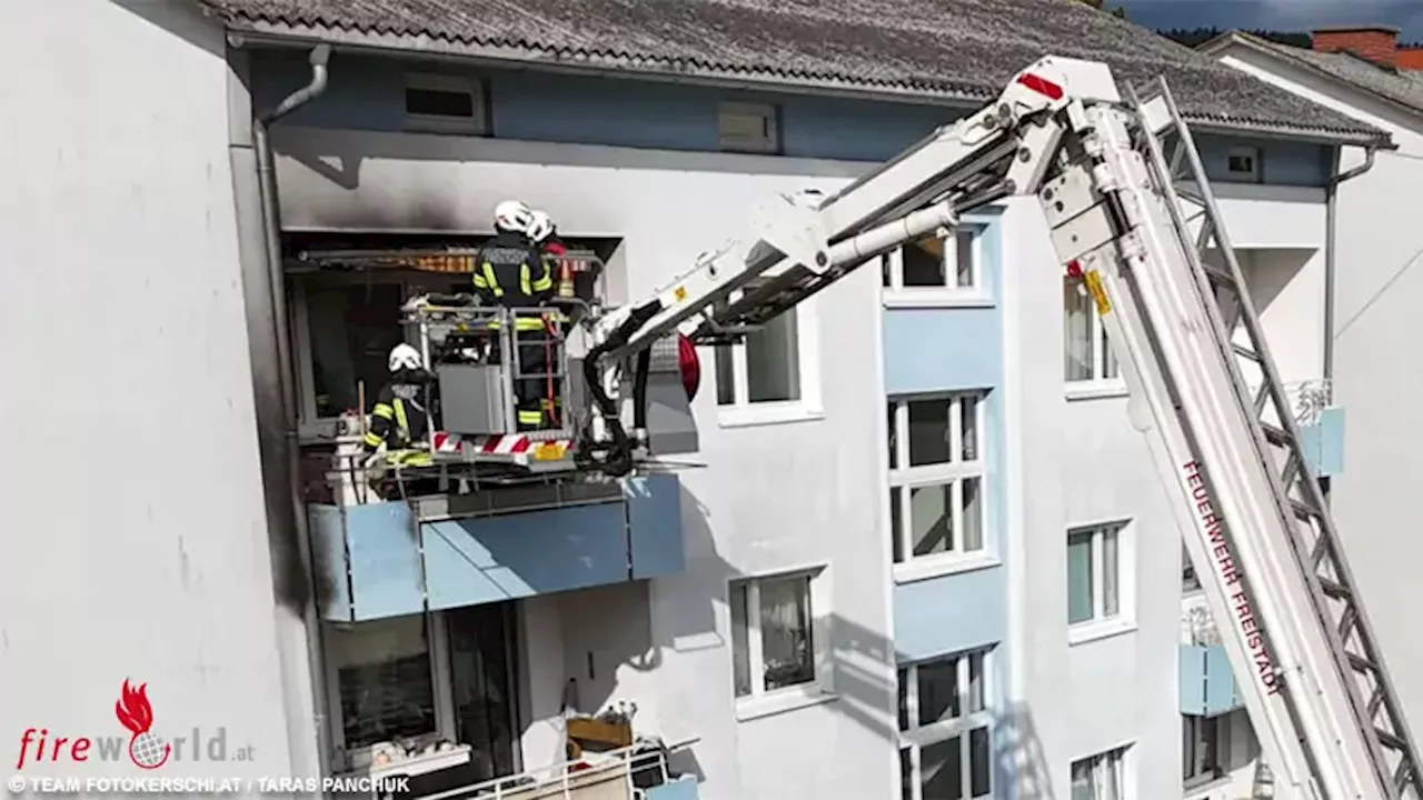 Oö: Feuer am Balkon eines Mehrfamilienhauses in Freistadt