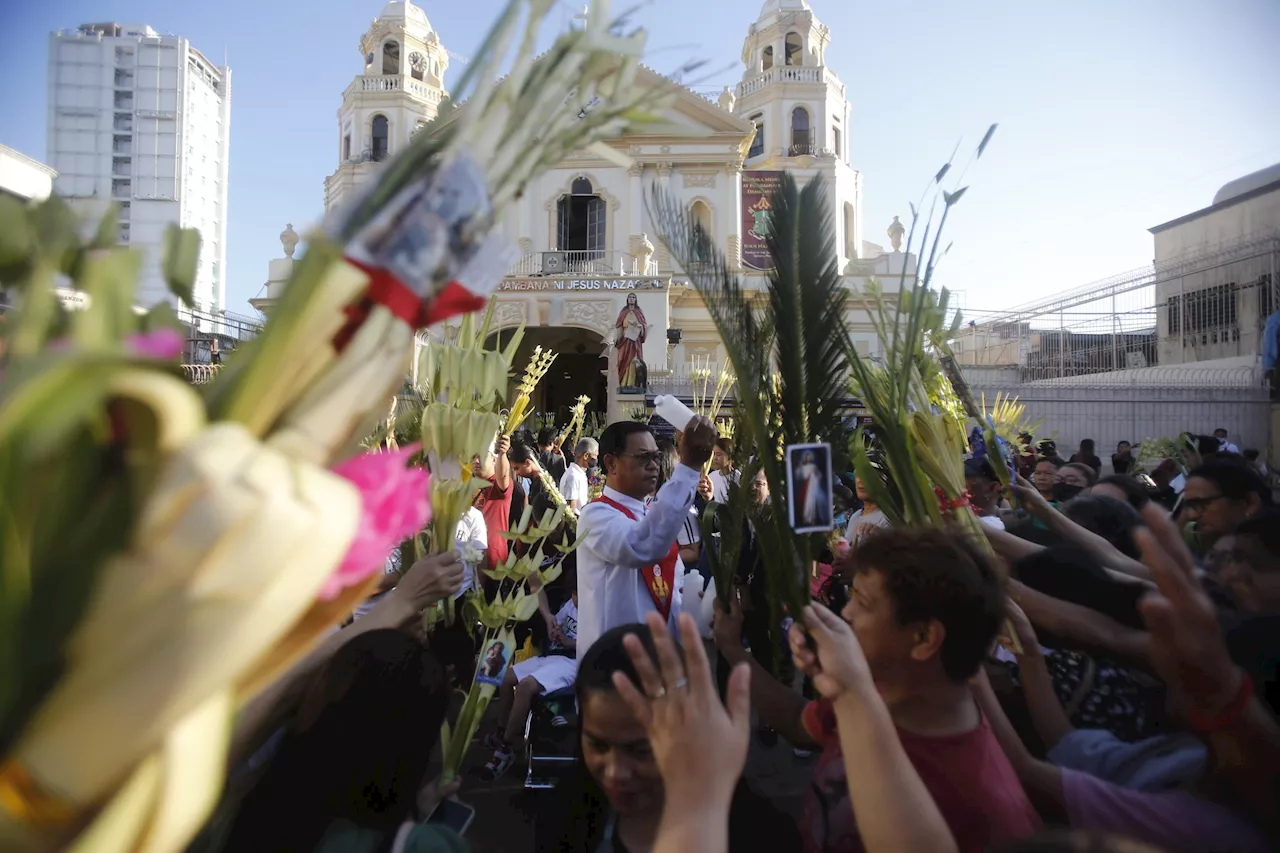 CBCP urges Catholics to celebrate Palm Sunday by going to church and pray