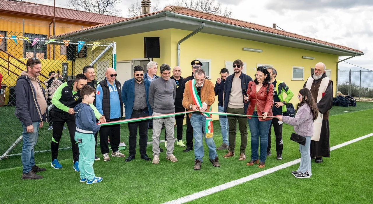 Grande festa a Poggio Bustone per l'inaugurazione del nuovo campo. Foto