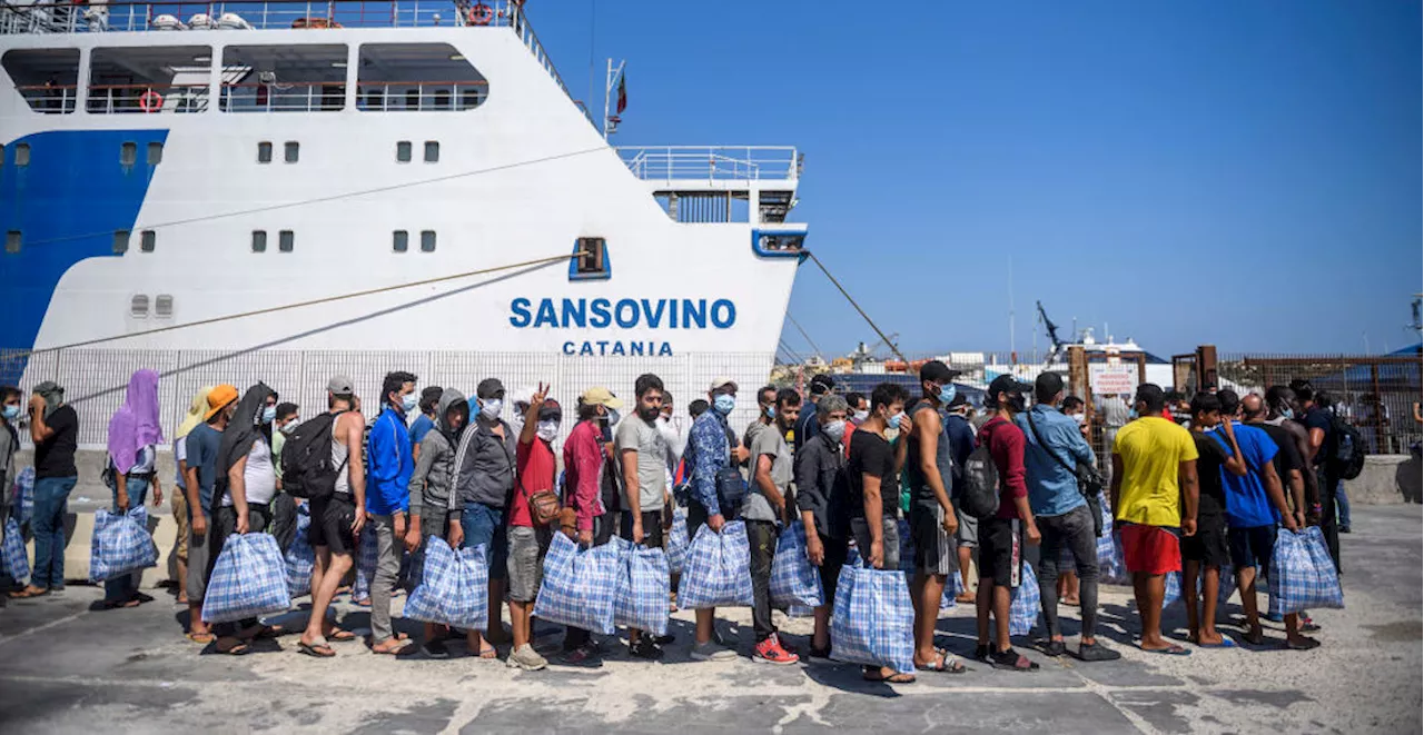 I tre centri italiani per migranti in Albania dovranno aprire entro il 20 maggio