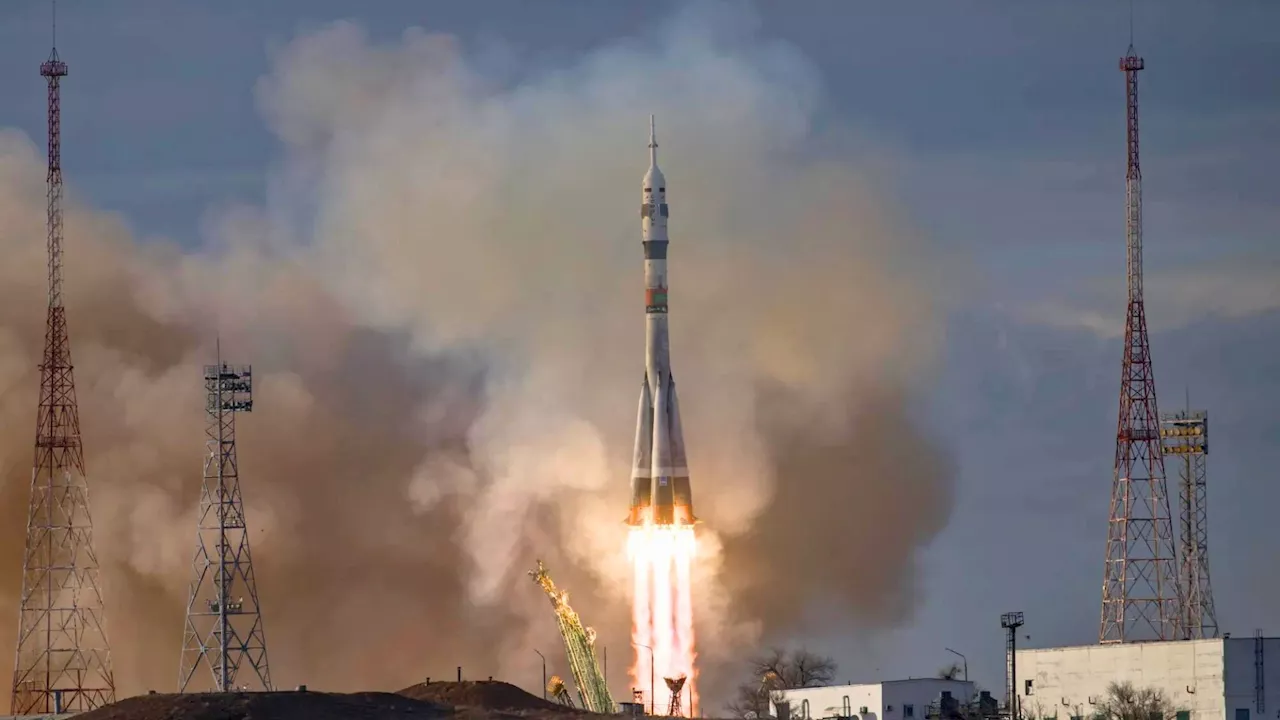 Soyuz launches 3 new crew members to ISS on its 71st flight