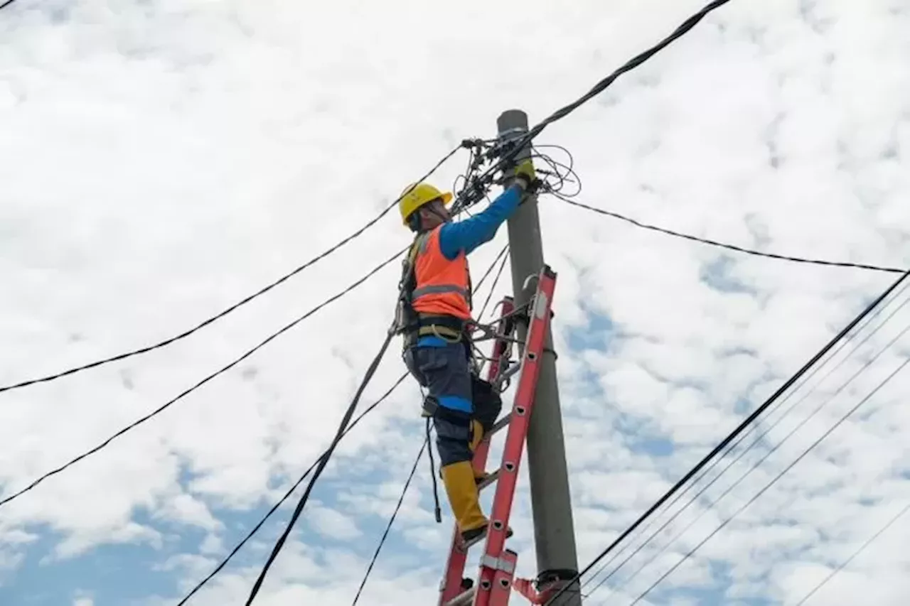 Cuaca Ekstrem Diprediksi Masih Berlanjut, PLN Bagikan Tips Jaga Sistem Kelistrikan