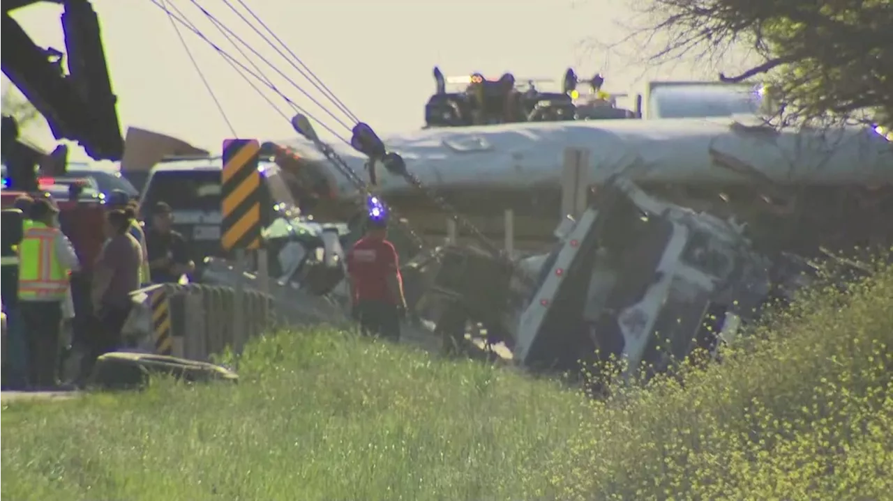 Central Texas community rallies in support of Tom Green Elementary after school bus crash