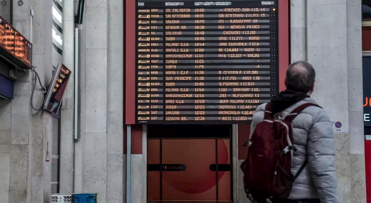 Sciopero dei treni oggi 24 marzo, cancellazioni e ritardi in tutta Italia: fermo un treno su tre, cosa succede