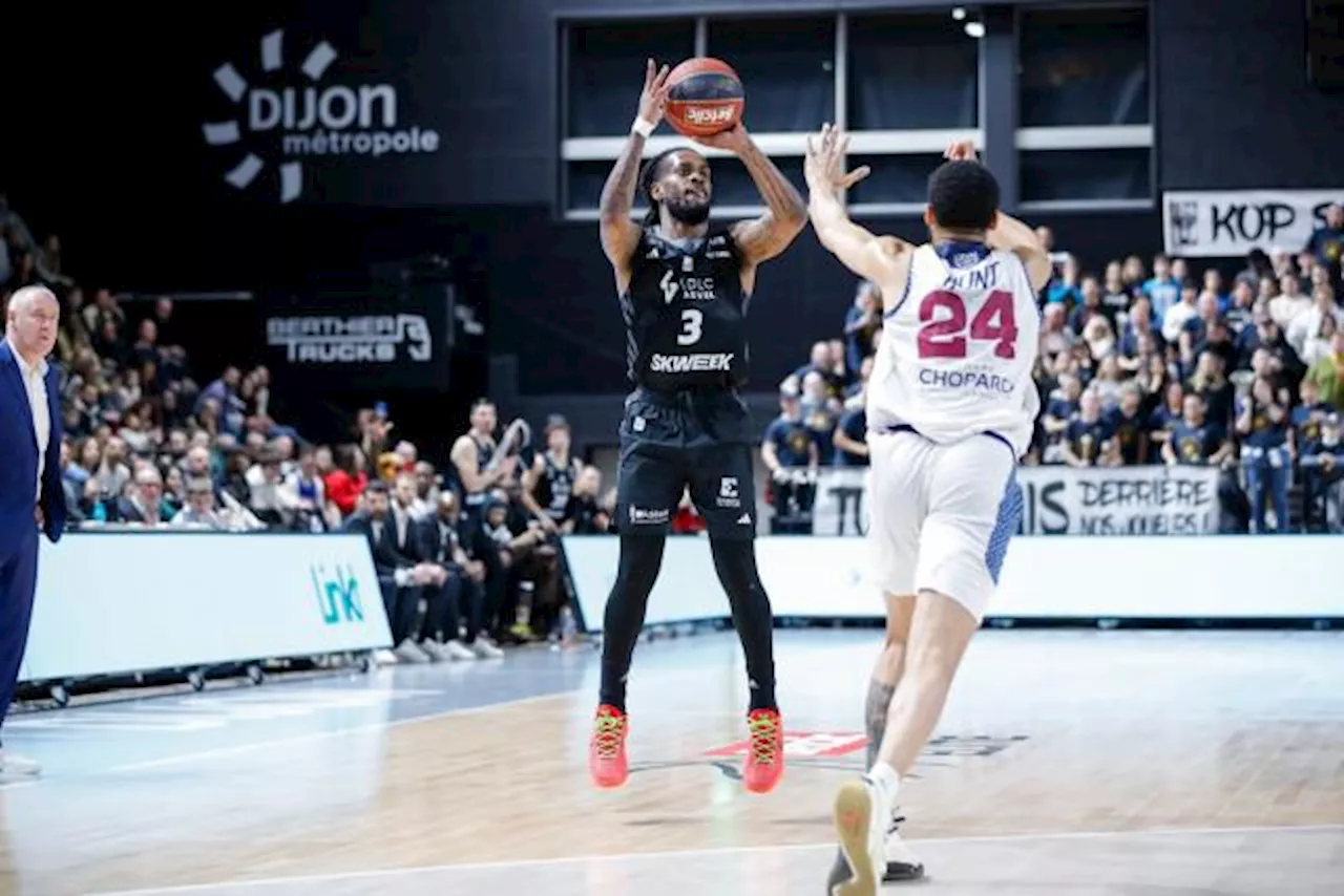 L'Asvel domine Gravelines-Dunkerque après prolongation grâce à un Paris Lee décisif