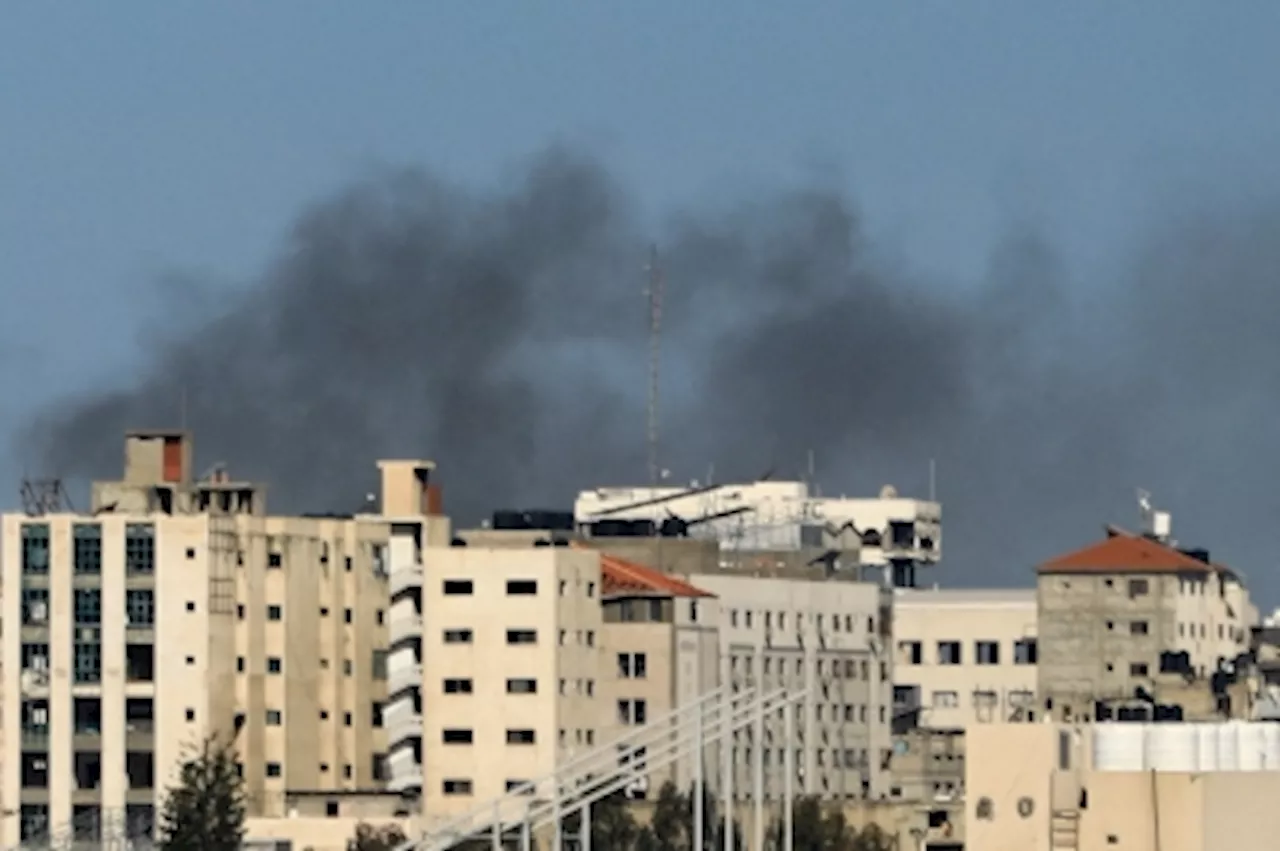 Red Crescent says Israel army besieges two more Gaza hospitals