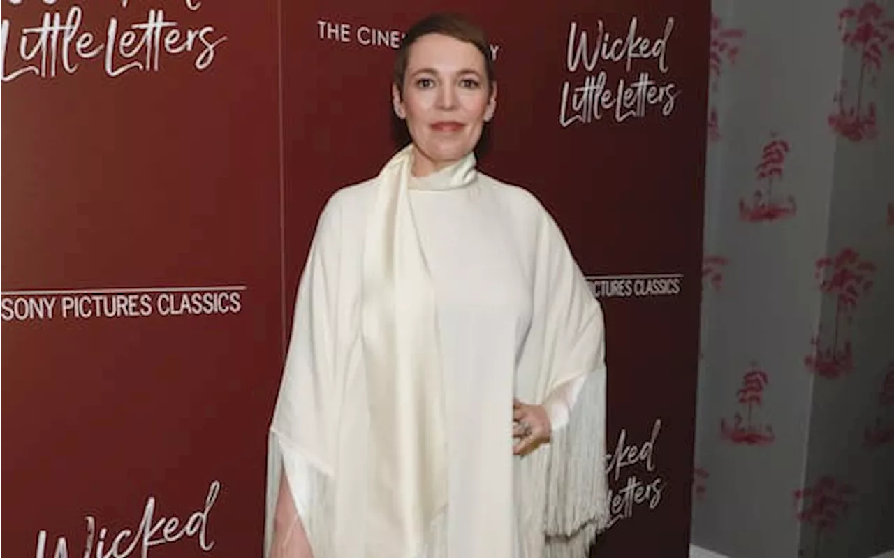 Olivia Colman, sul gender gap: 'Se fossi Oliver guadegnerei di più'