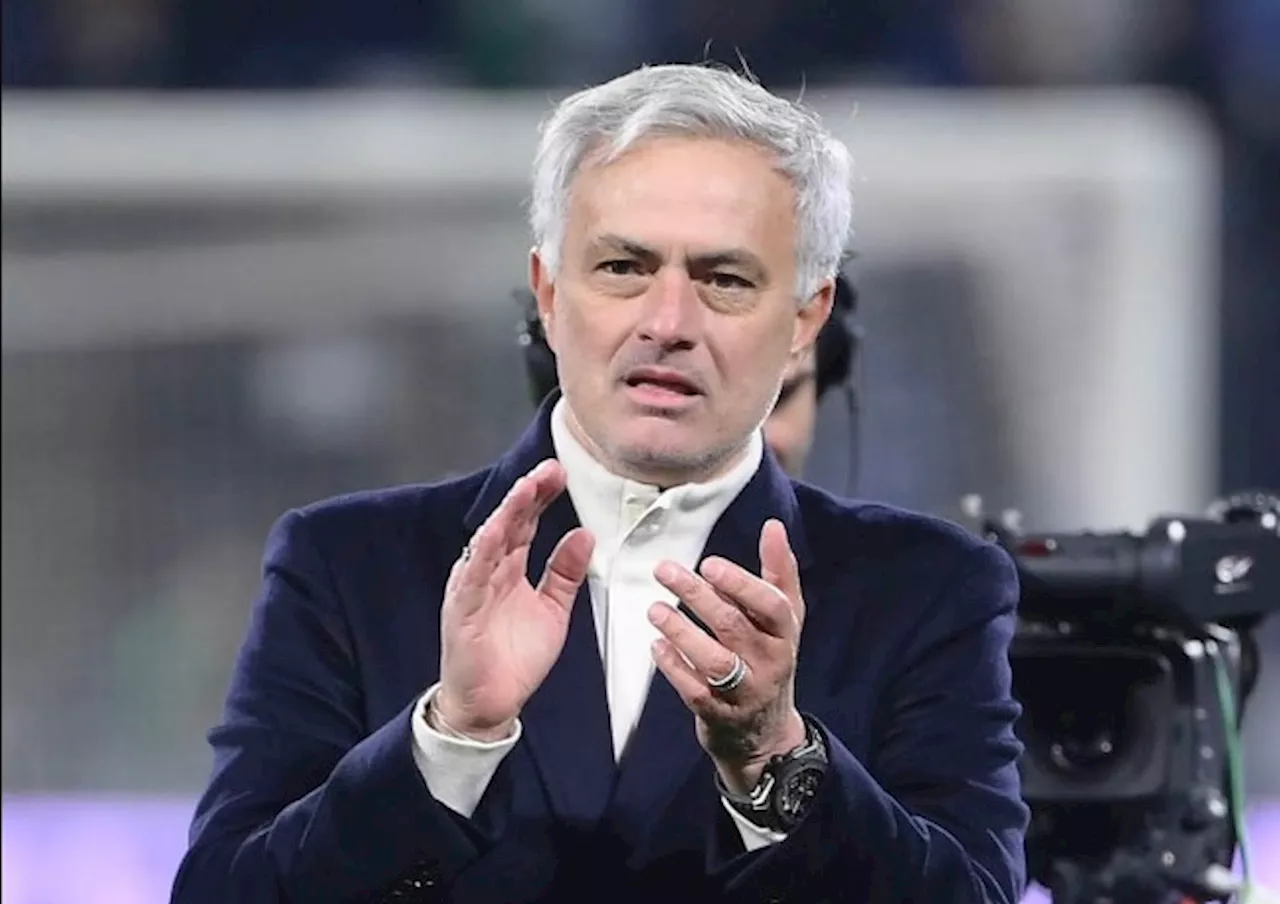 Jose Mourinho kaster mer ved på ryktebålet