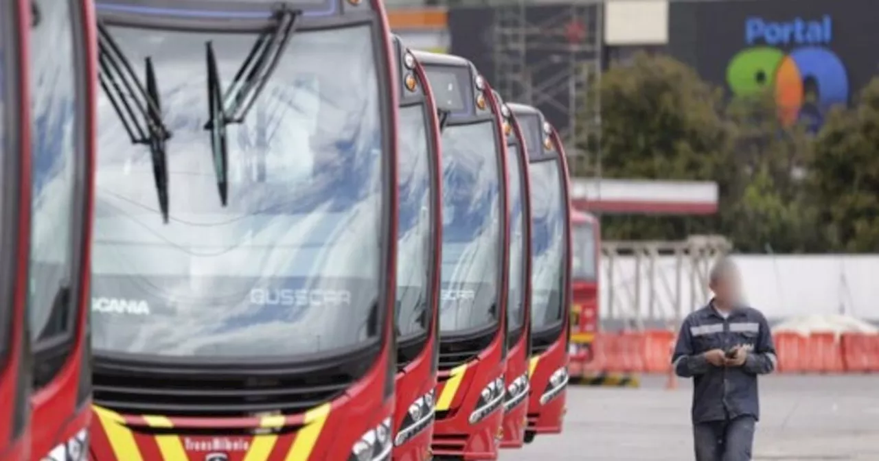 Choque entre buses de Transmilenio dejó 14 heridos en Bogotá