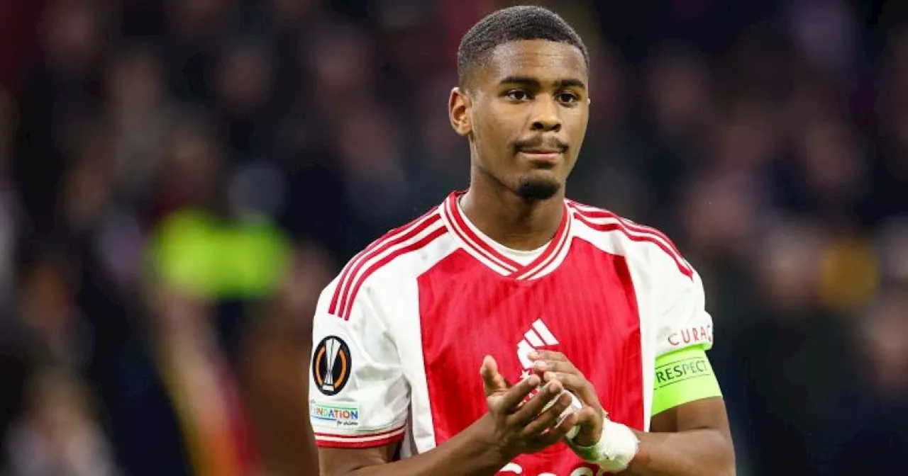 Ajax-verdediger Hato verlengt contract tot 2028