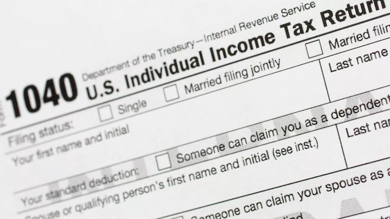 Nearly 940,000 unclaimed tax refunds up for grabs from 2020. IRS says time is running out