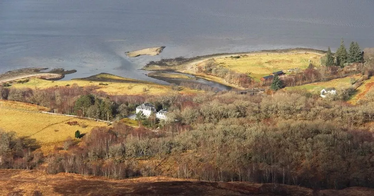 Dream job offers couples chance to live by Scottish Highland loch in house