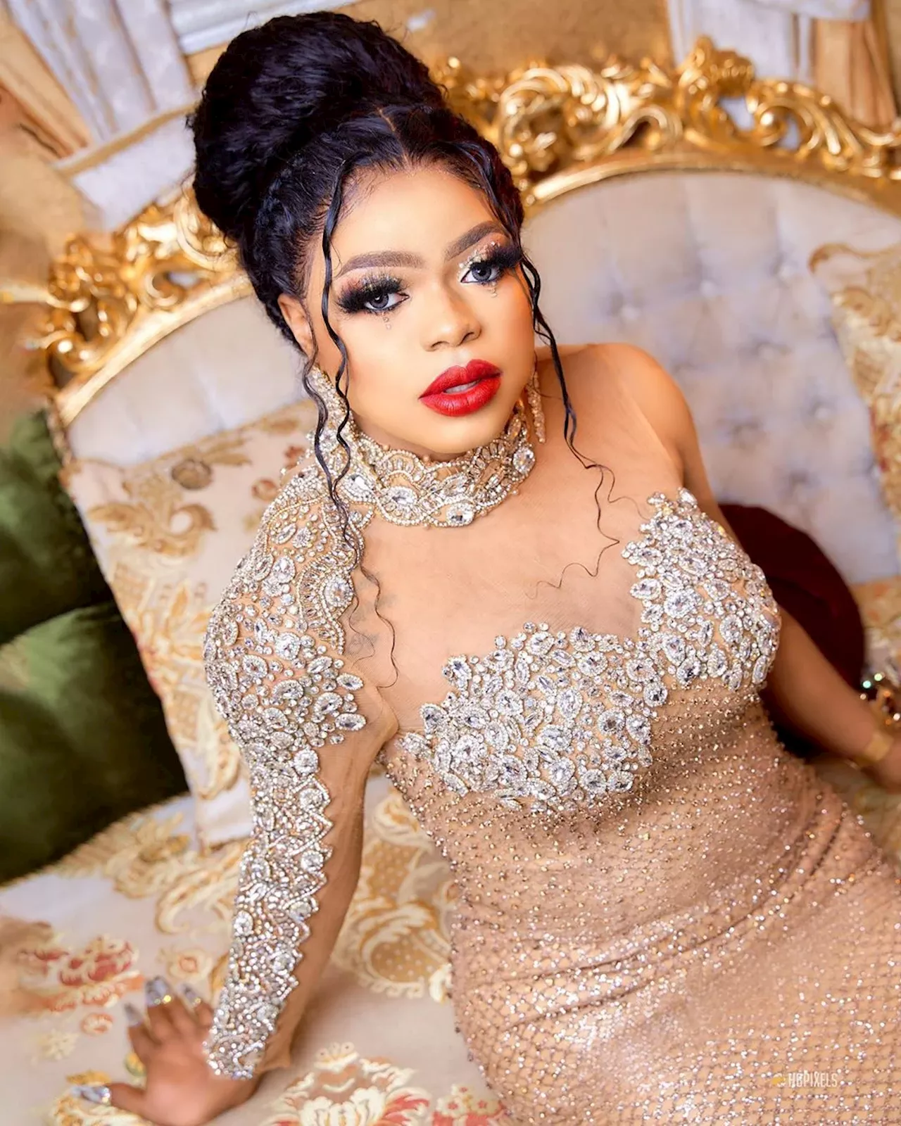 Bobrisky replies as Portable condemns his ‘Best Dressed Female’ award