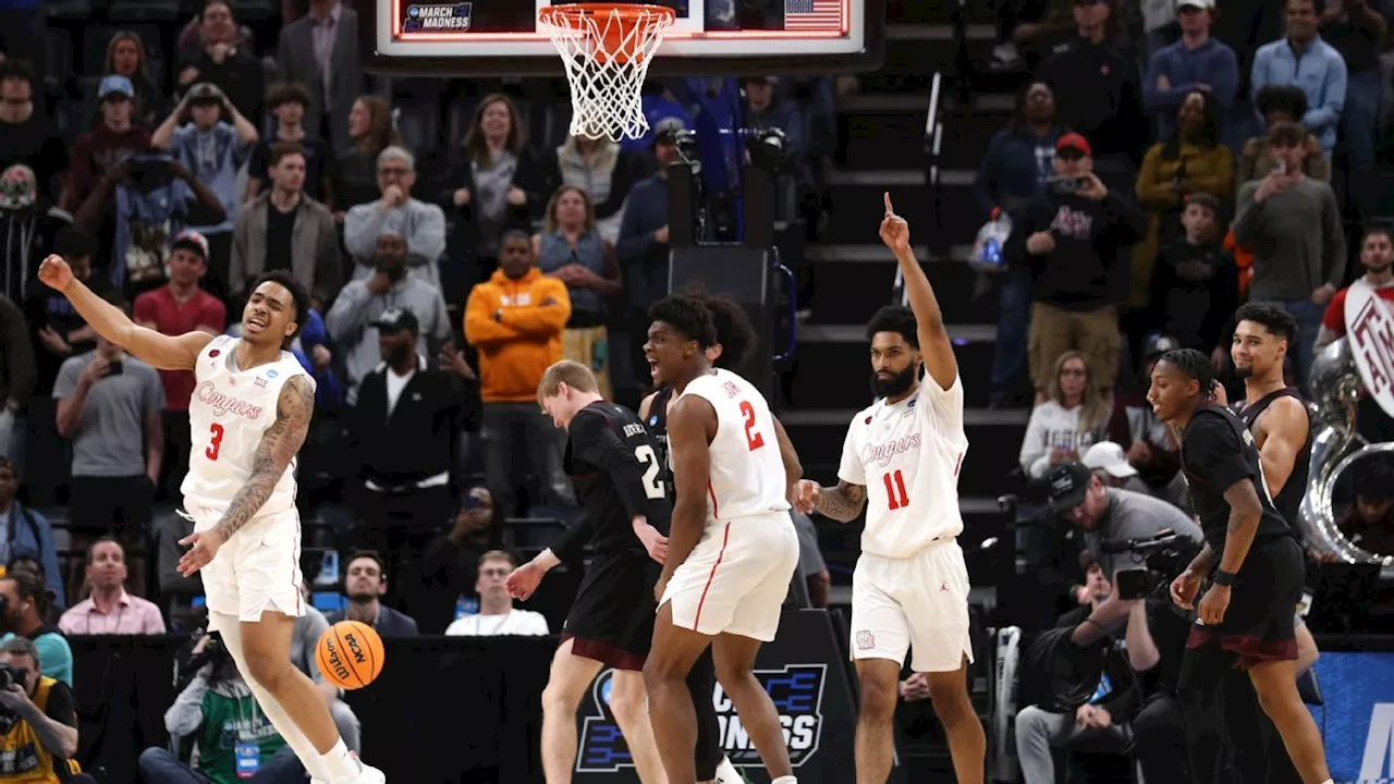 Houston outlasts Texas A&M in OT, advances in NCAA tournament