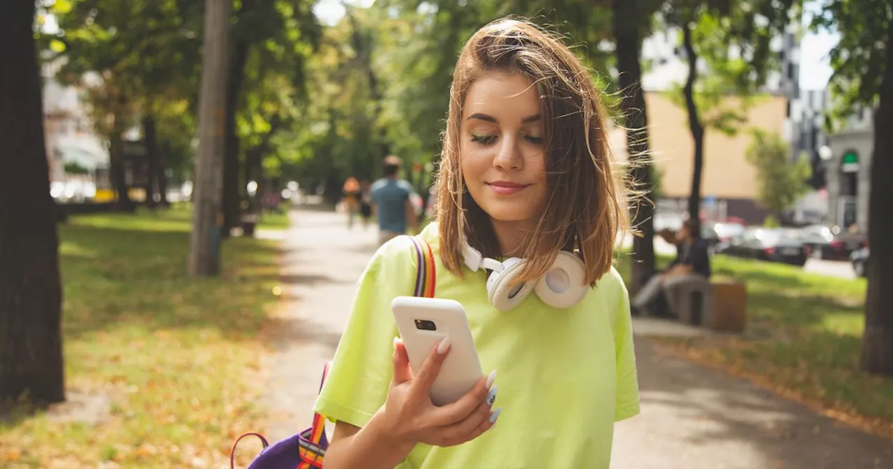 The 1 Gen Z Phone Habit Everyone Should Steal