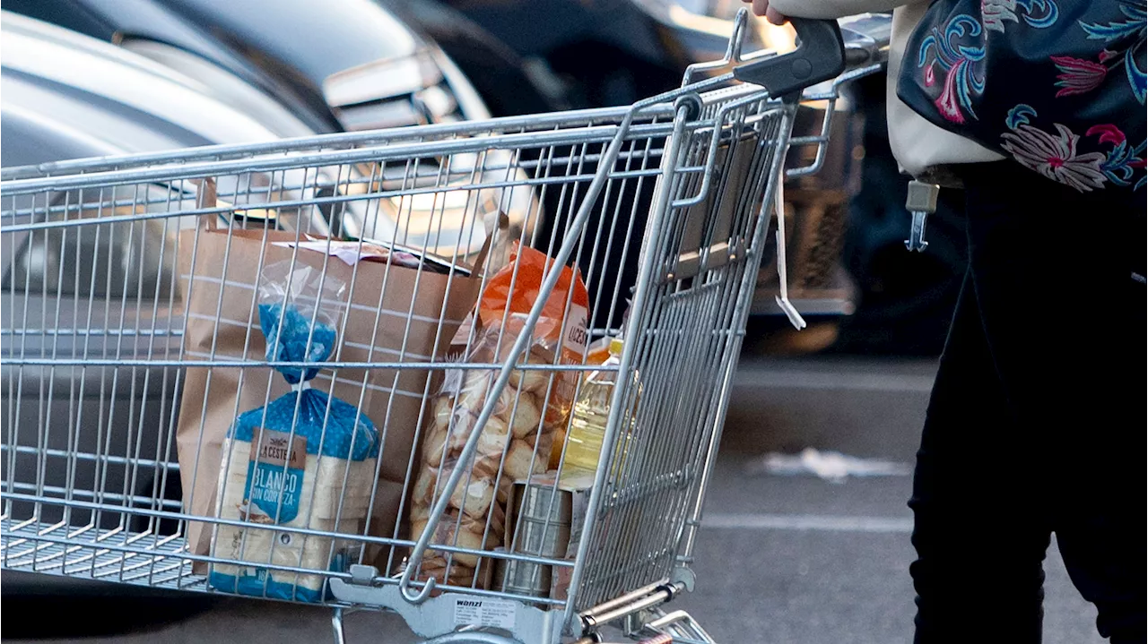 Aumento del gasto en la compra de alimentos en España en febrero