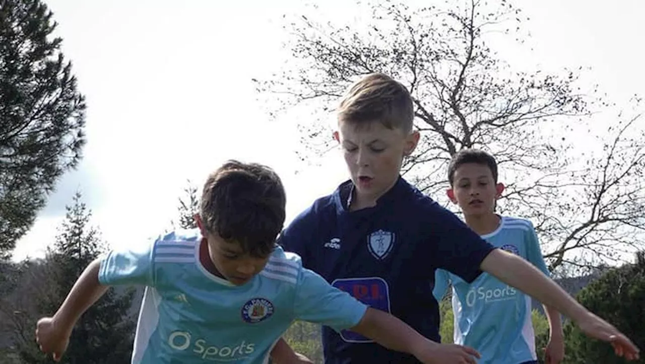 École de foot et seniors du FC Pamiers font trembler les filets