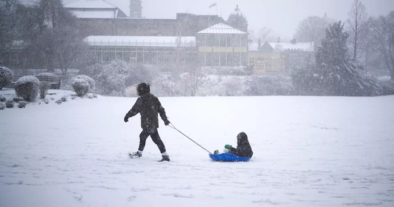 UK maps show three days of snow and rare weather phenomenon to hit UK this week