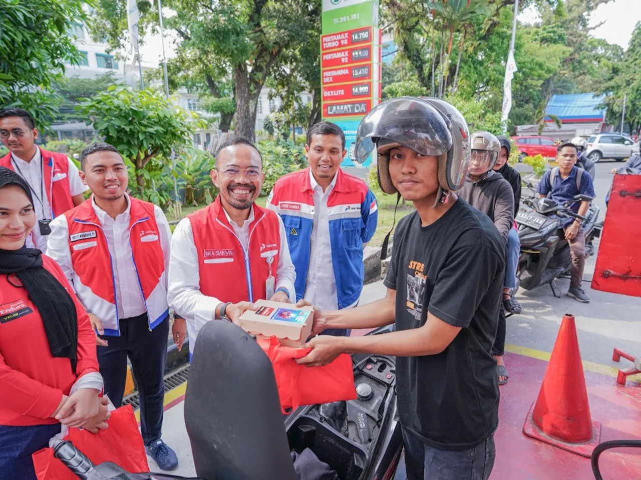 Pastikan Layanan Optimal, Dirut Pertamina Patra Niaga Tinjau SPBU di Kota Medan