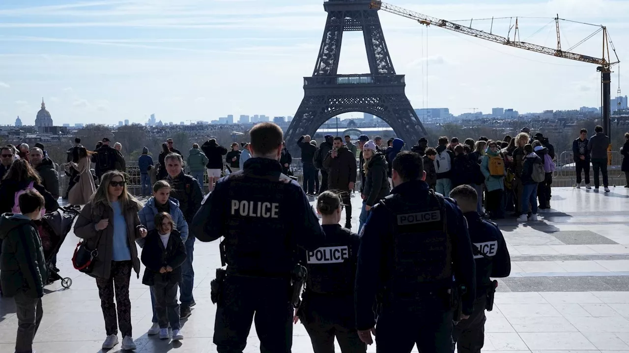 Nach Anschlag: Frankreich ruft höchste Sicherheitsstufe aus