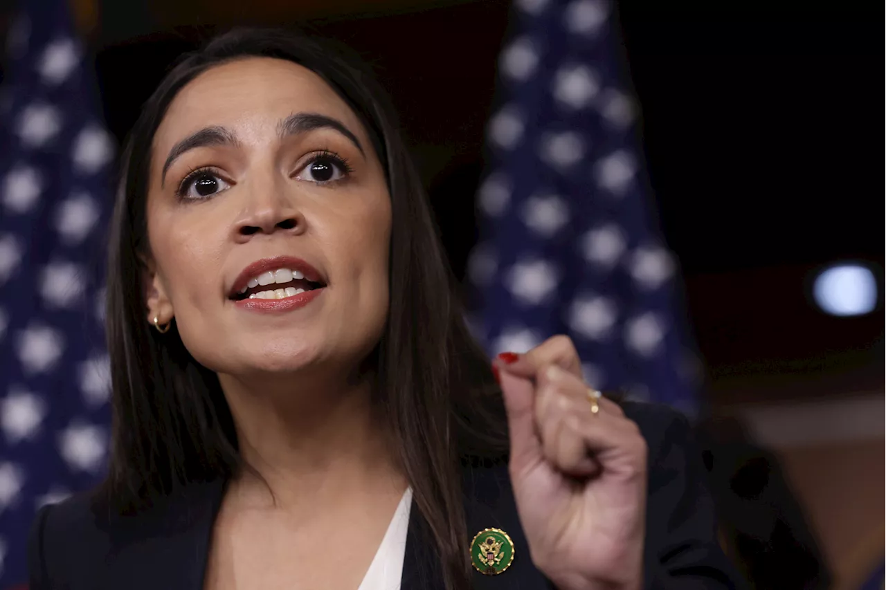 Alexandria Ocasio-Cortez Slams Democrat Complaining About 'Preachy Females'