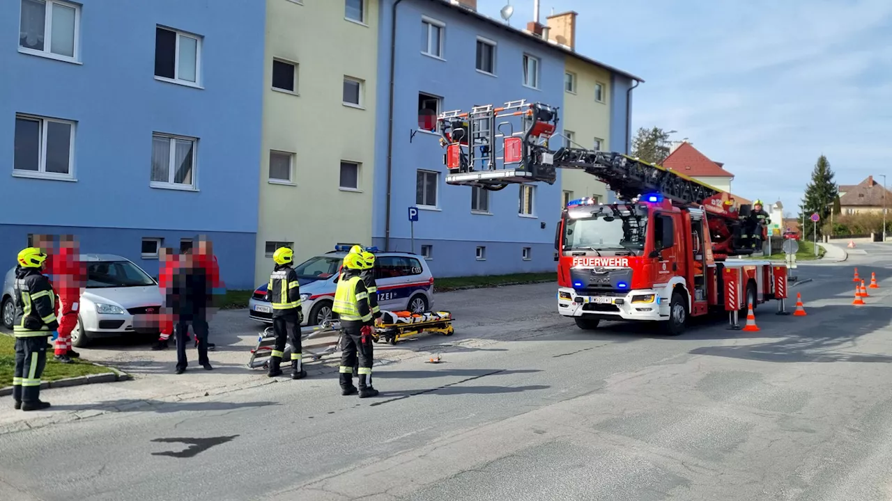 Unterstützung durch die FF Waidhofen bei Patiententransport