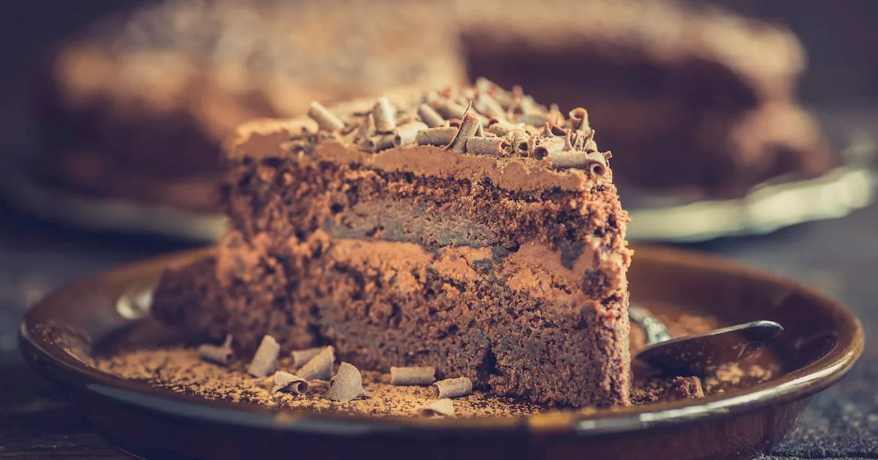 Mary Berry's 'very easy' chocolate cake - ideal for birthdays