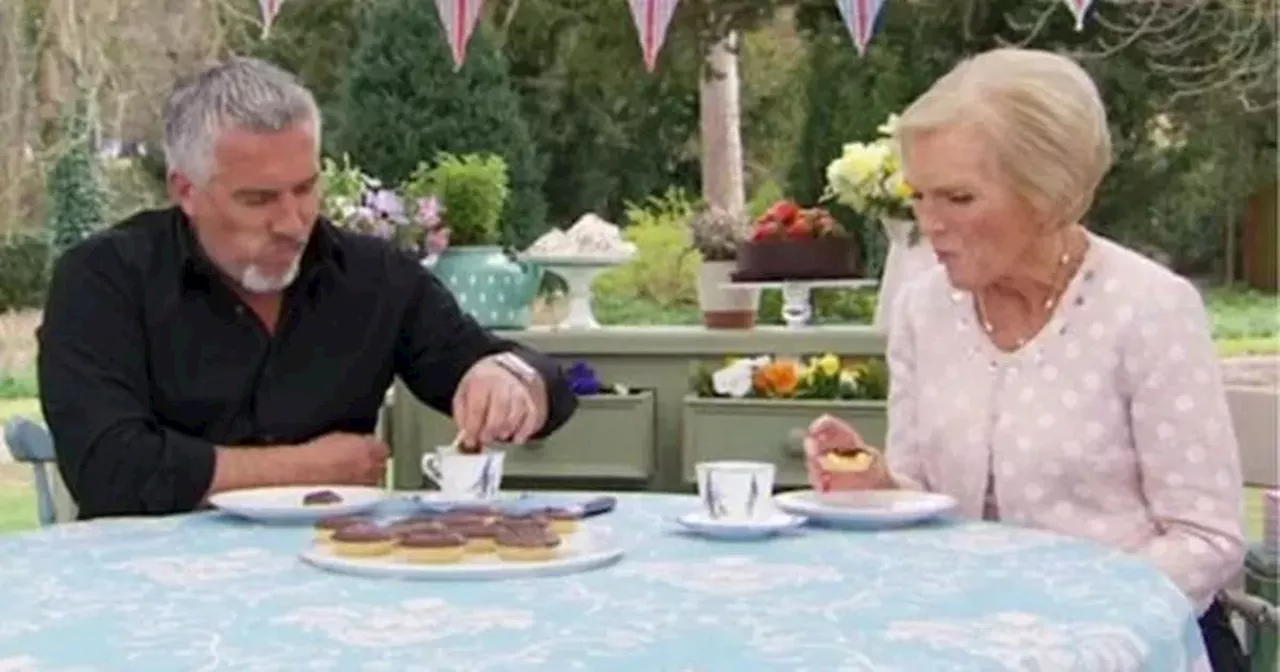 =Mary Berry was arrested and put in a cell after 'alarming' discovery at airport