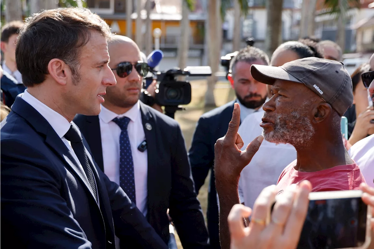 Emmanuel Macron en Guyane : le président en terre hostile face à des habitants mécontents