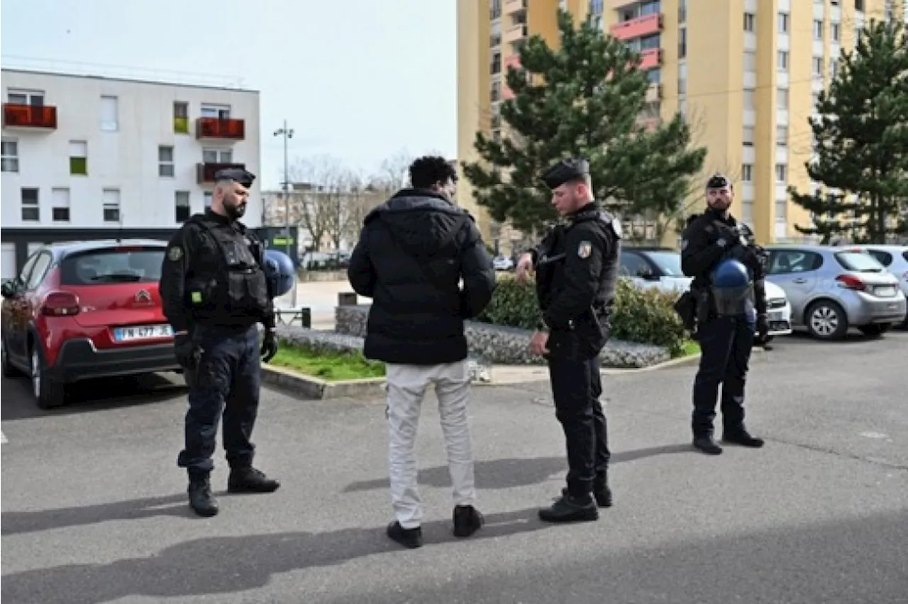 Près de 500 personnes interpellées dans de plusieurs opérations anti-drogue en France