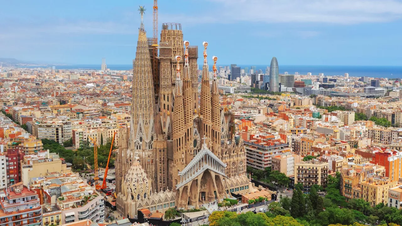 Barcelona's famously unfinished Sagrada Familia church to be completed by 2026