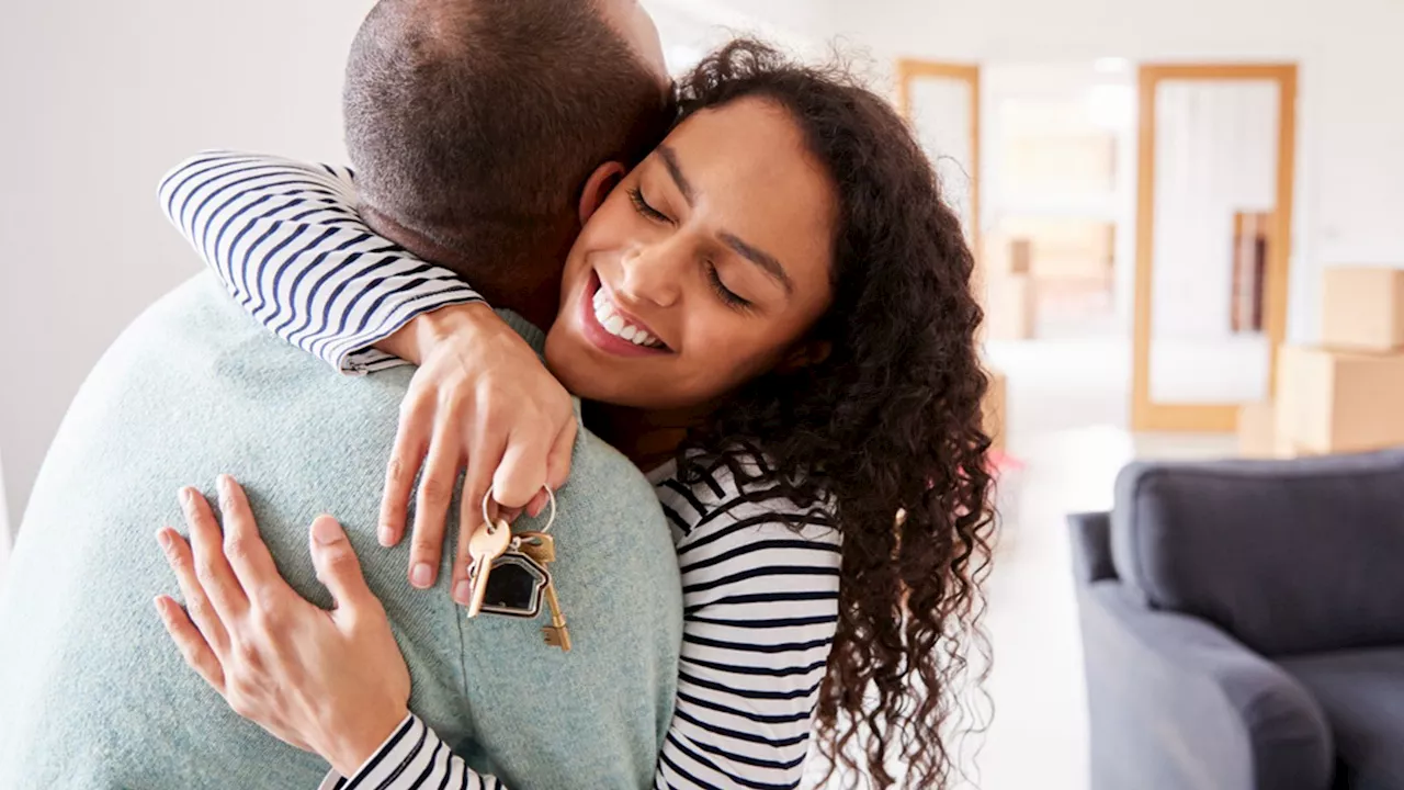 Money blog: Lender cuts mortgage rates after 'clear signs' from Bank of England