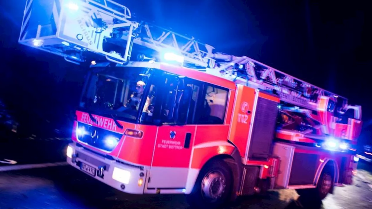 Feuerwehreinsatz: Wohnungsbrand in Solingen unter Kontrolle