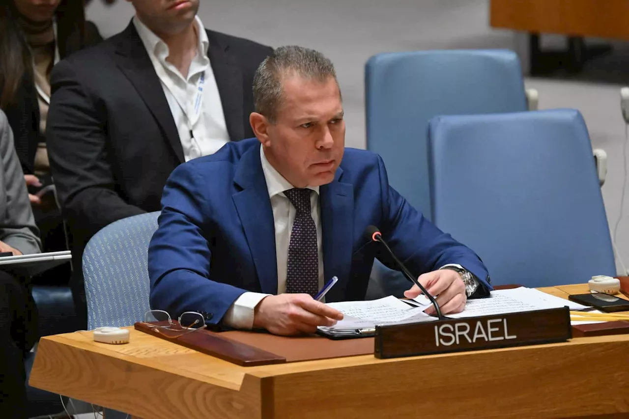 UN Security Council for first time demands Gaza ceasefire as US abstains