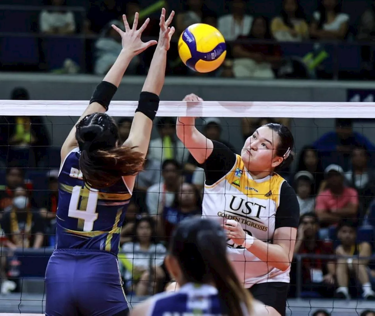 Tigresses not their usual selves against Lady Bulldogs, says UST coach Kungfu Reyes